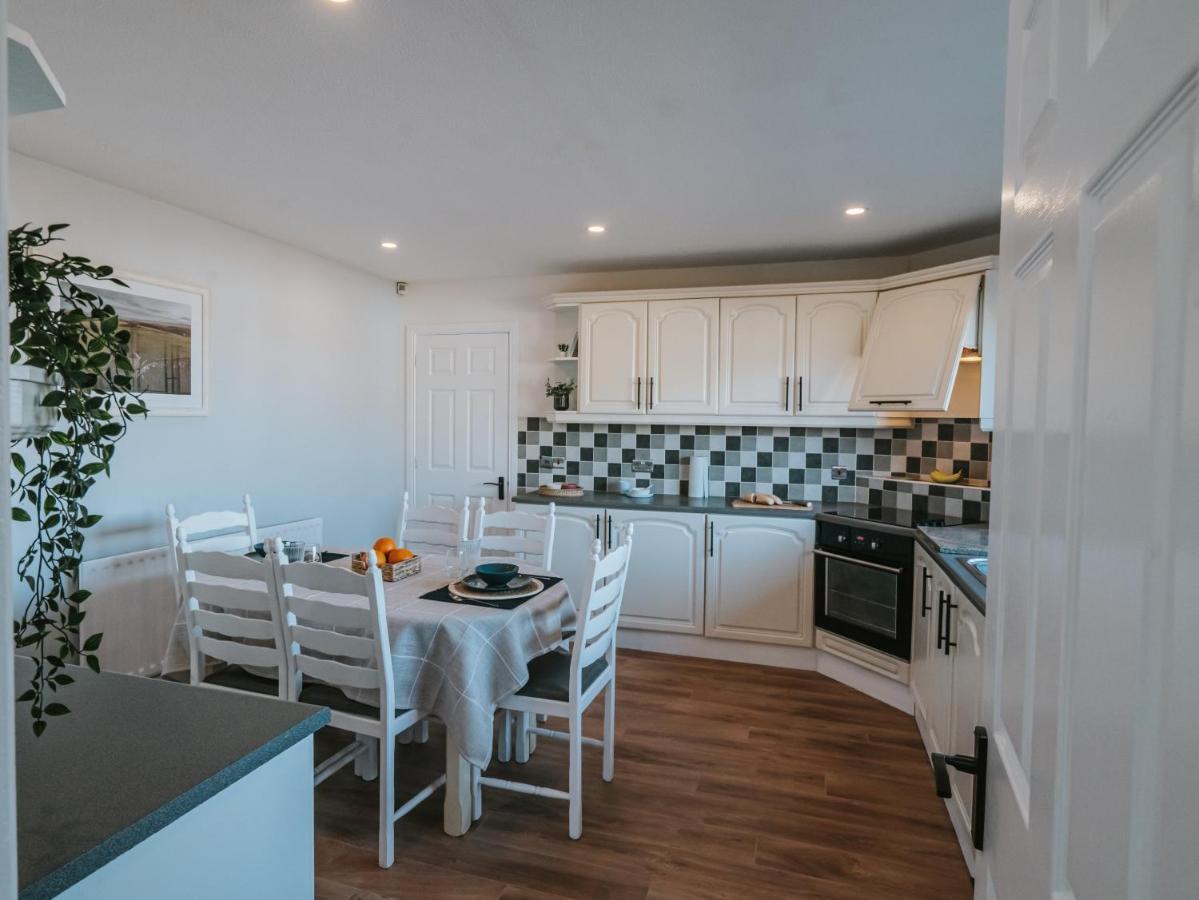 Tideaway - Cosy Seaside Village Bungalow Near Beach 卡斯尔罗克 外观 照片